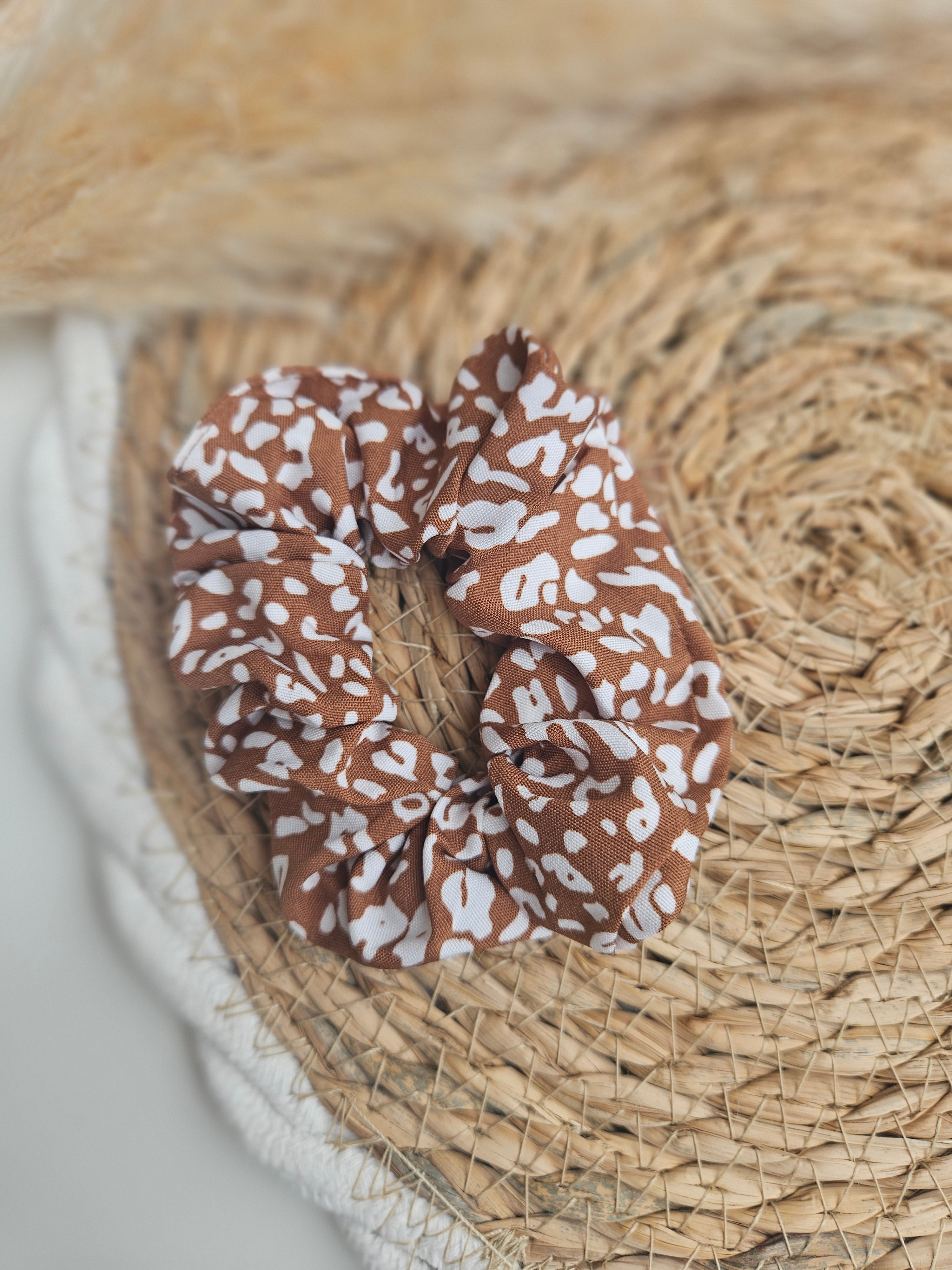 Chouchou upcyclé – Couleurs terre & soleil