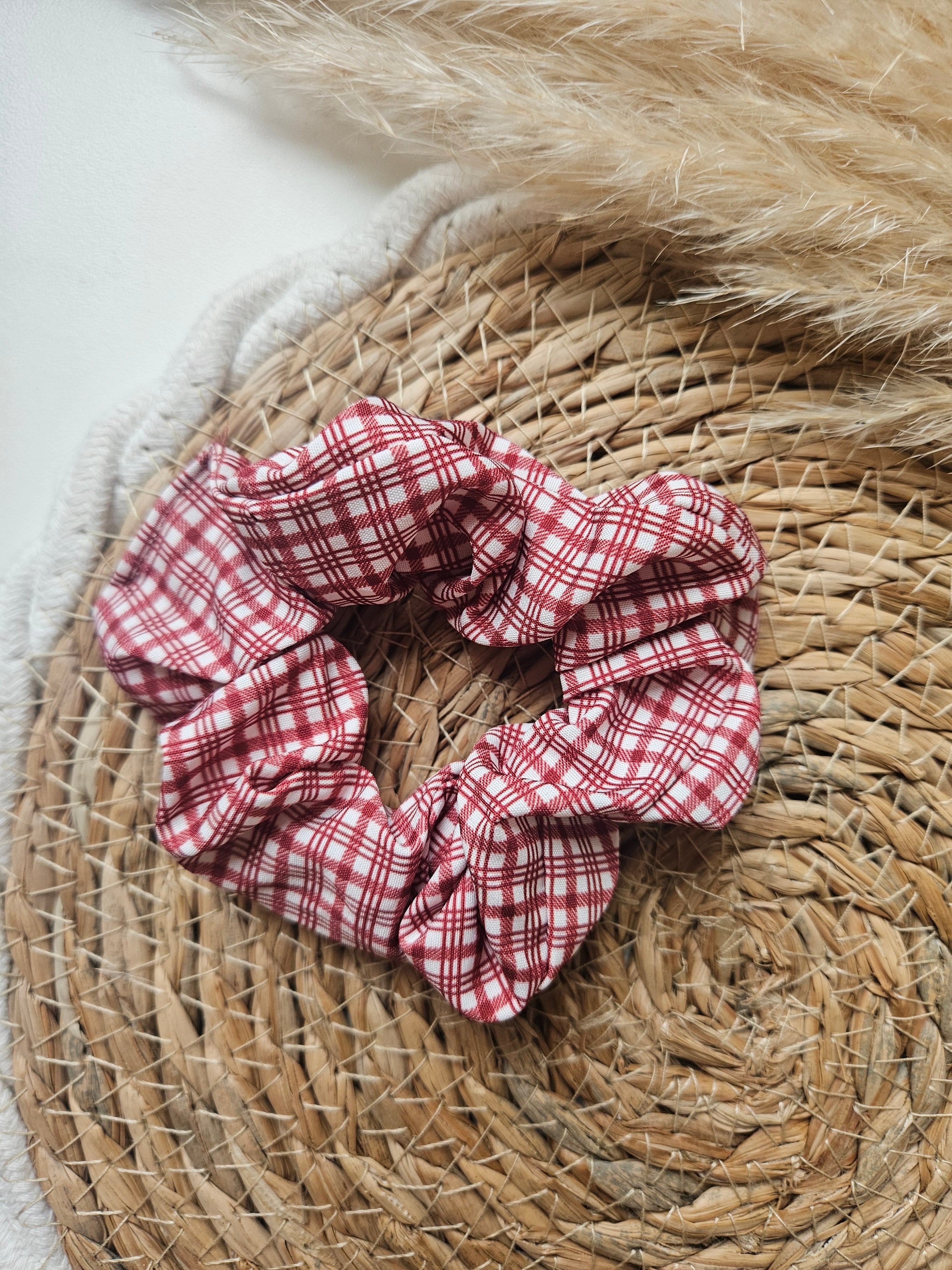 Chouchou upcyclé – Couleurs Rouge