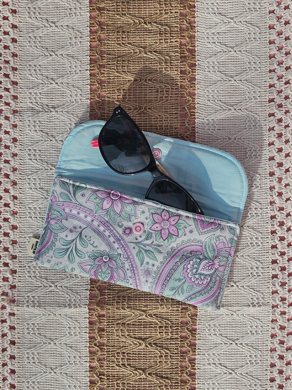 Étui à lunettes – Nouvelle collection – Pièce unique upcyclé