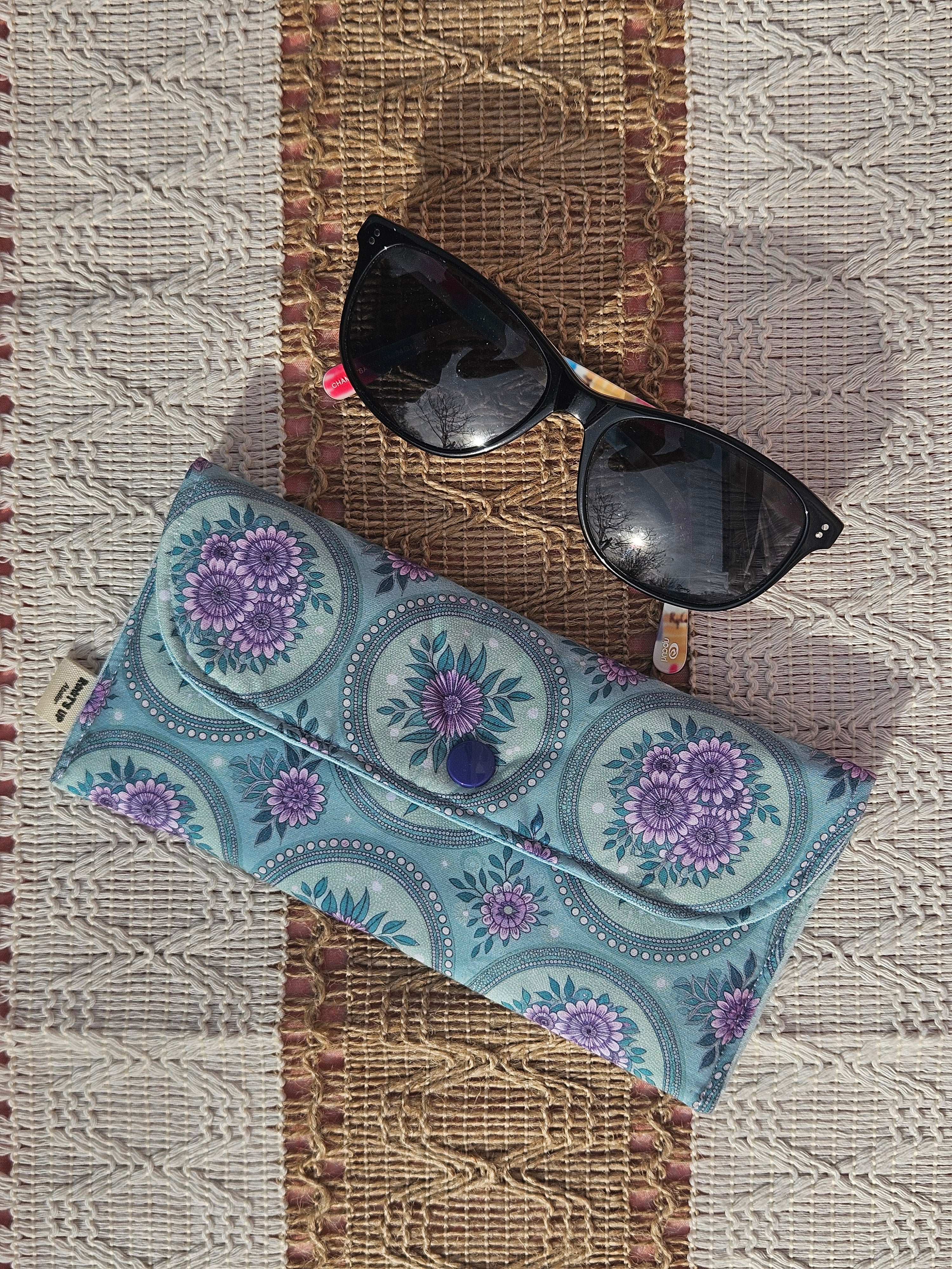 Étui à lunettes – Nouvelle collection – Pièce unique upcyclé