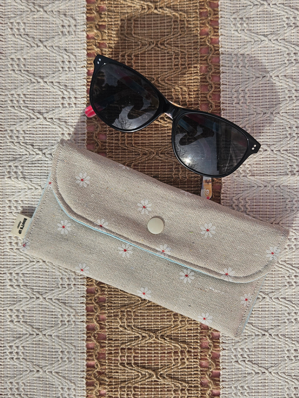 Étui à lunettes – Nouvelle collection – Pièce unique upcyclé