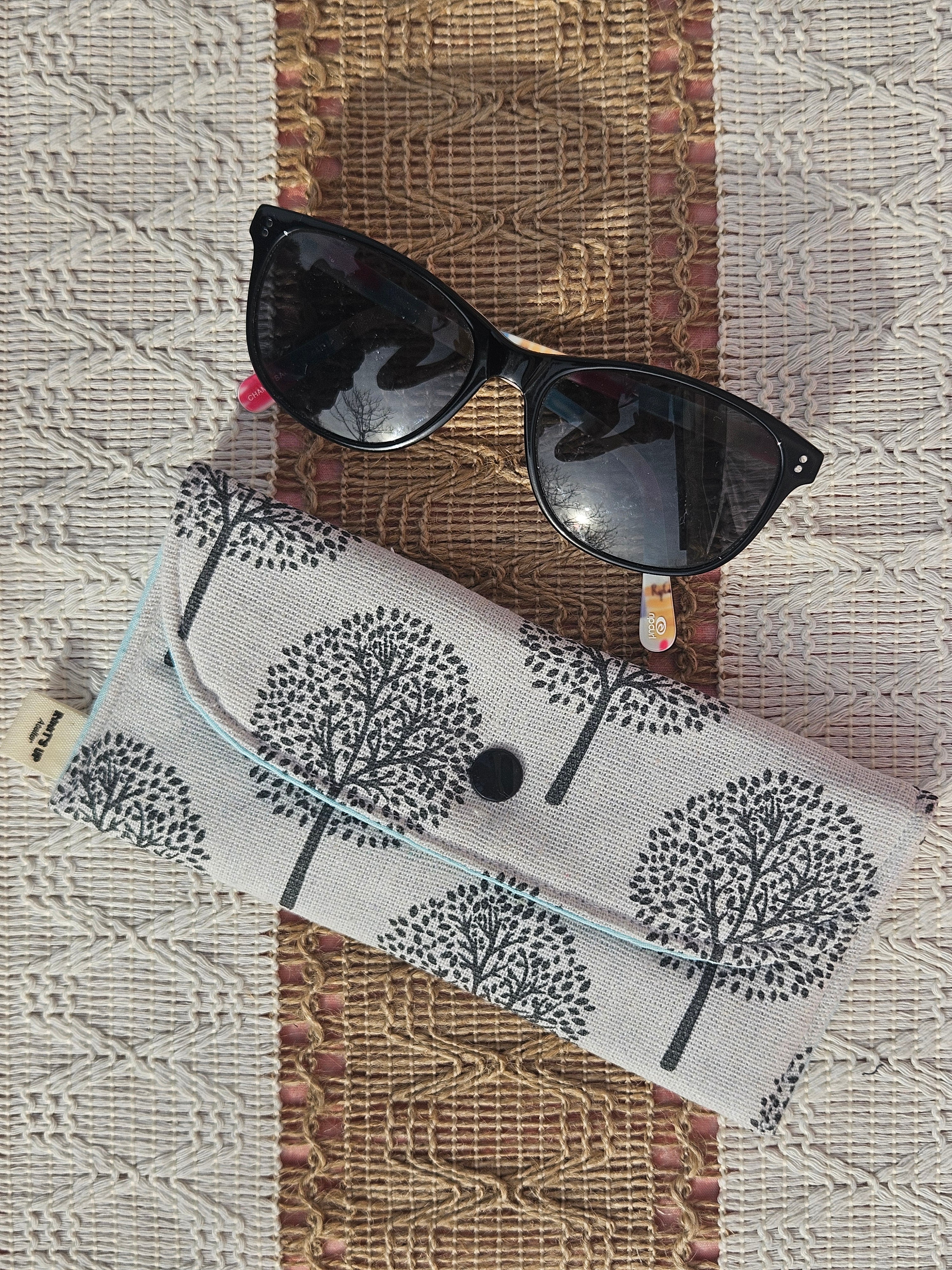 Étui à lunettes – Nouvelle collection – Pièce unique upcyclé