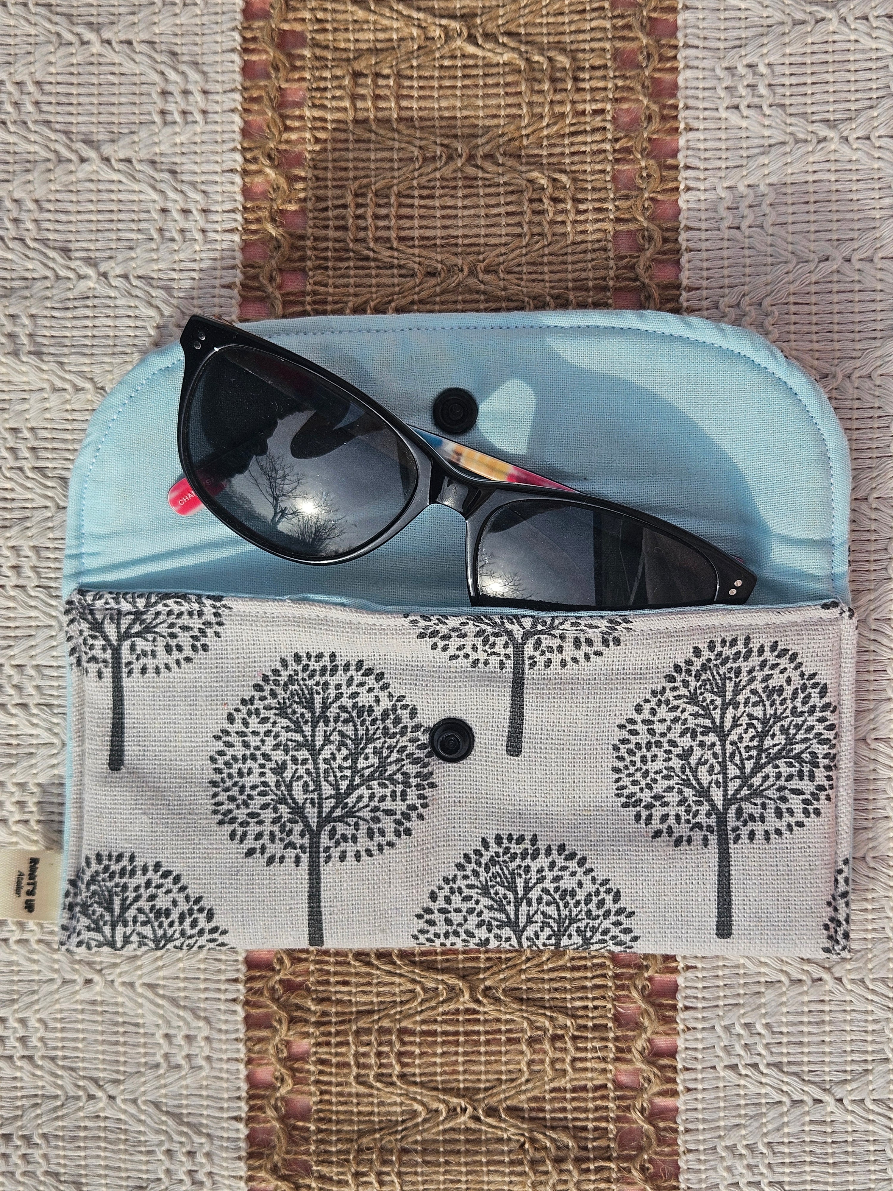 Étui à lunettes – Nouvelle collection – Pièce unique upcyclé