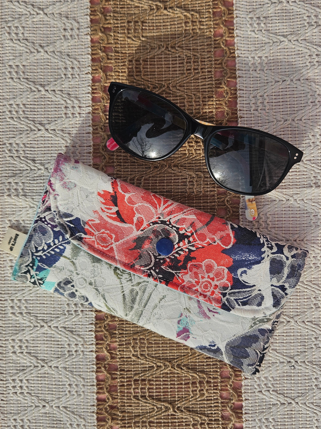 Étui à lunettes – Nouvelle collection – Pièce unique upcyclé