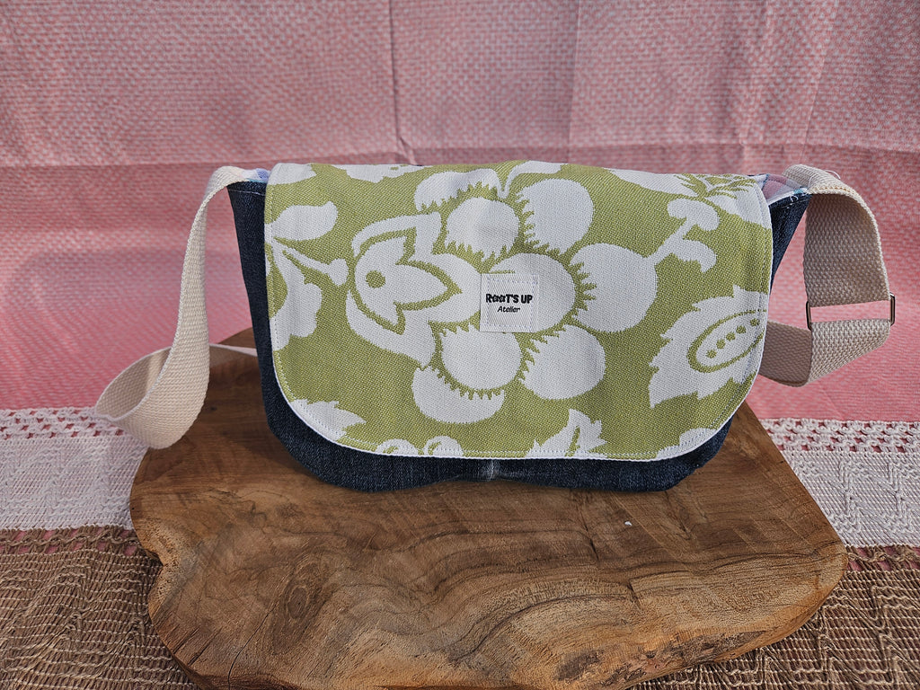 Sac à main à rabat – Pièce unique upcyclée