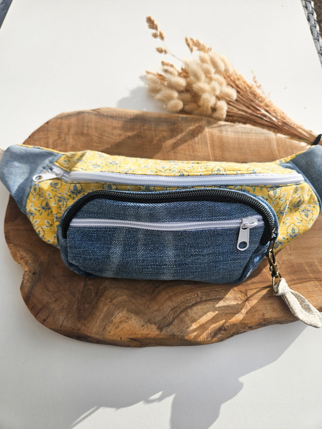 Banane multi-poches – Jean & jaune à motifs