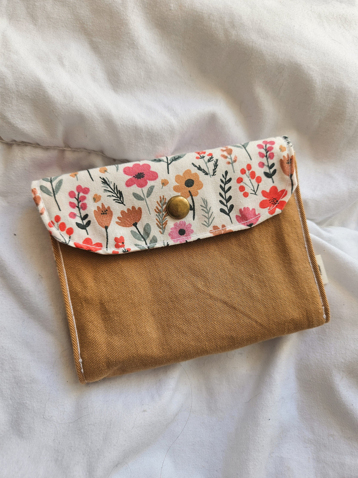 Porte-monnaie upcyclé en tissu – Cartes & pièces