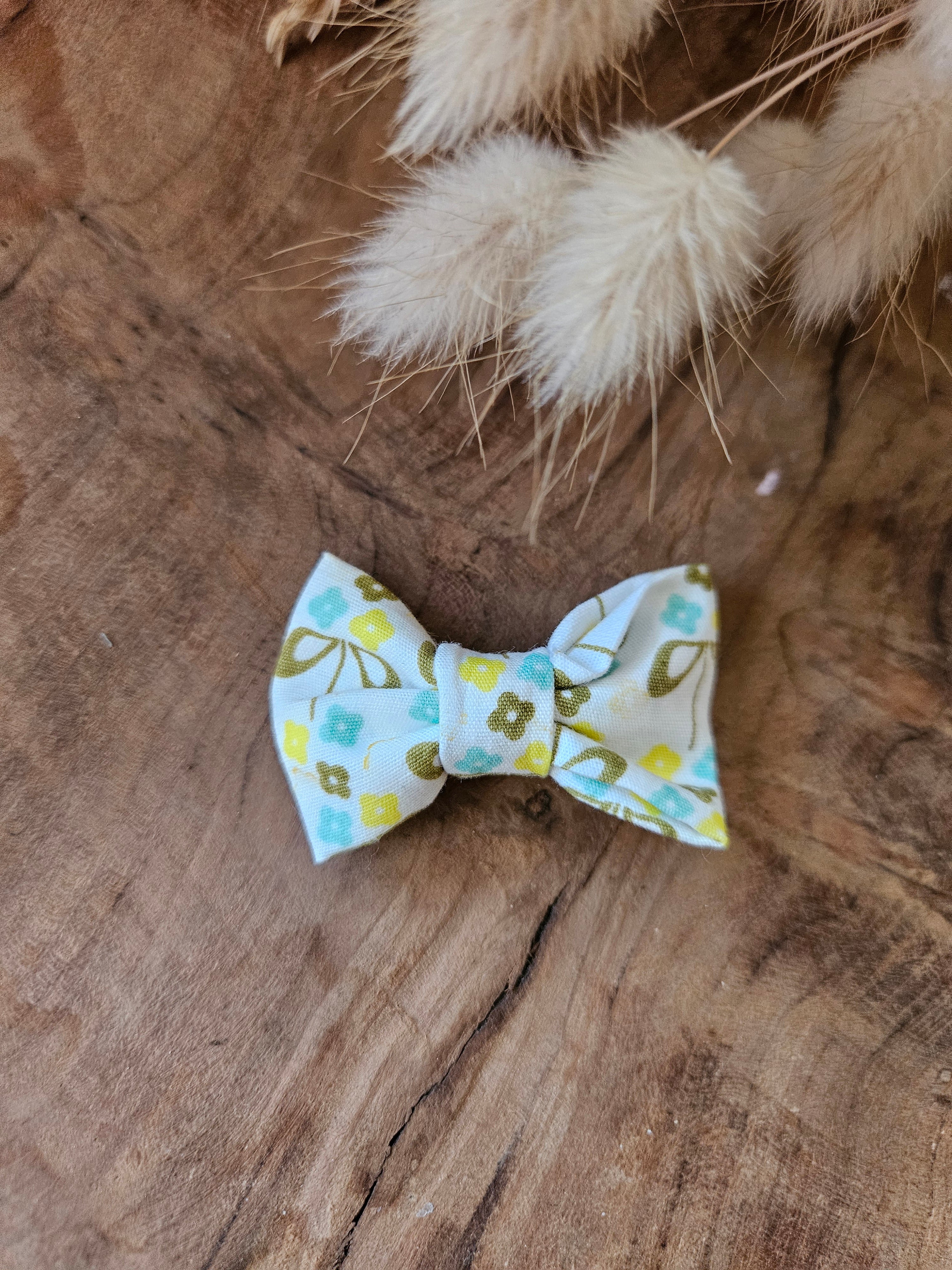 Petite barrette noeud