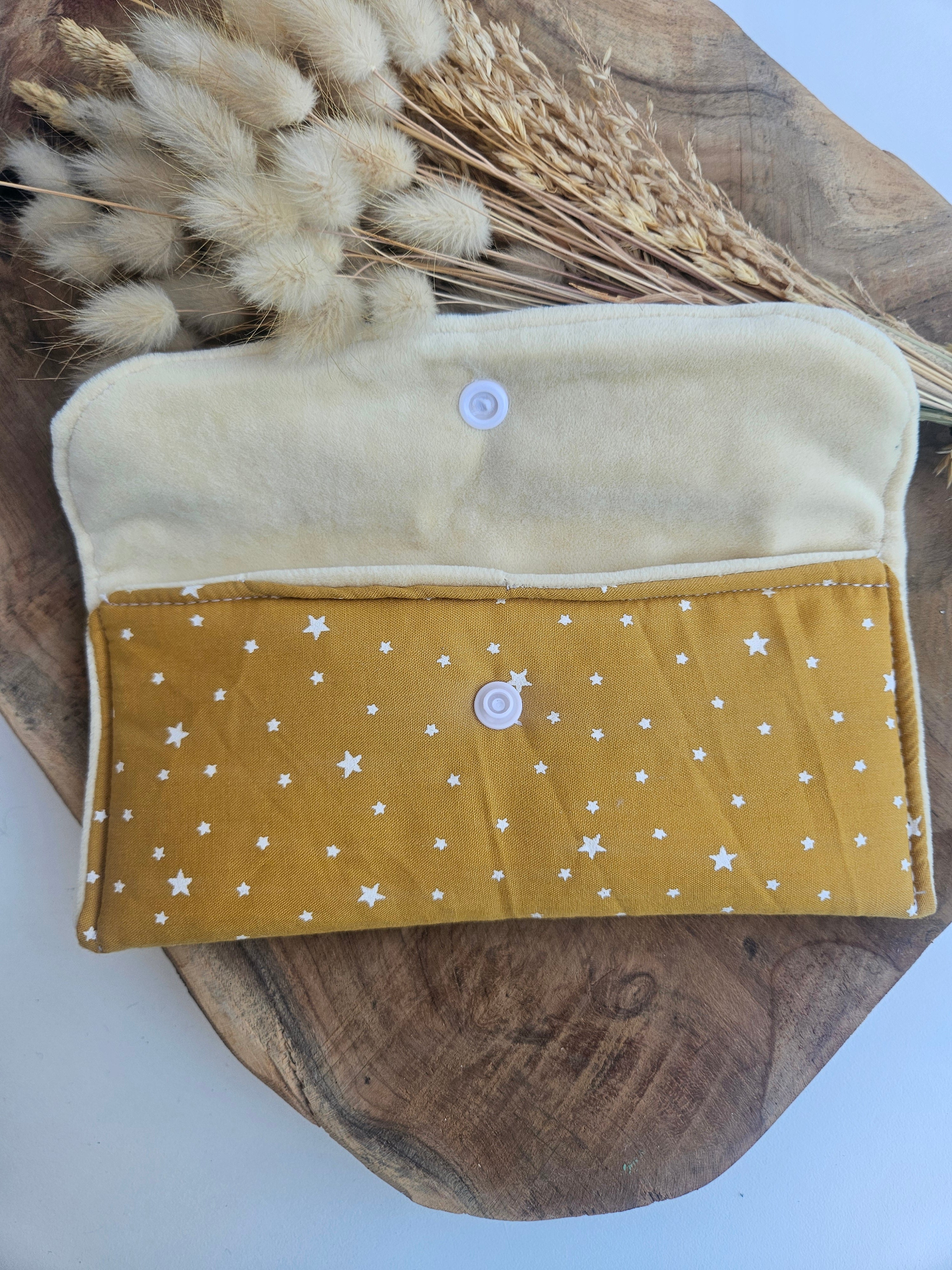 Étuis a lunette pression