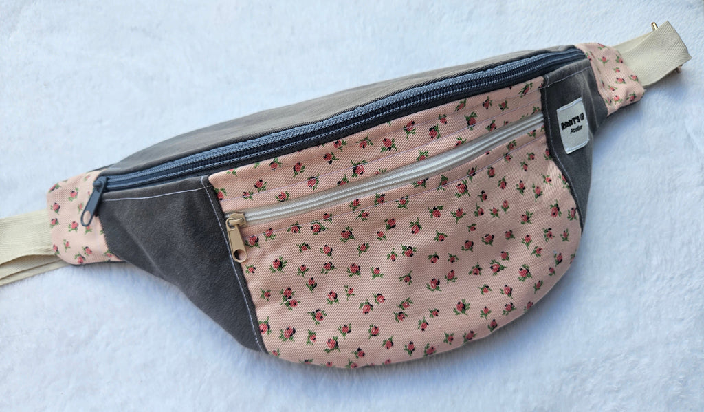 Banane Jean Gris – Fleurs Roses