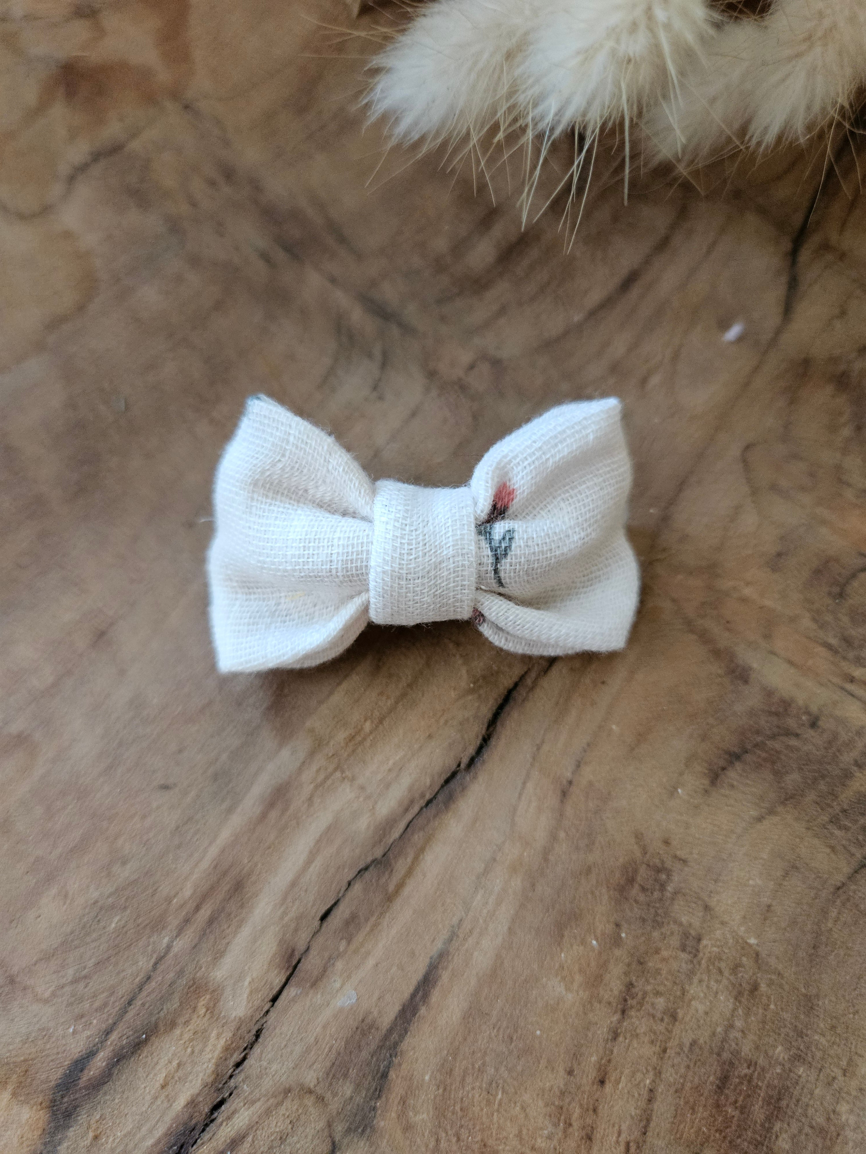 Petite barrette noeud