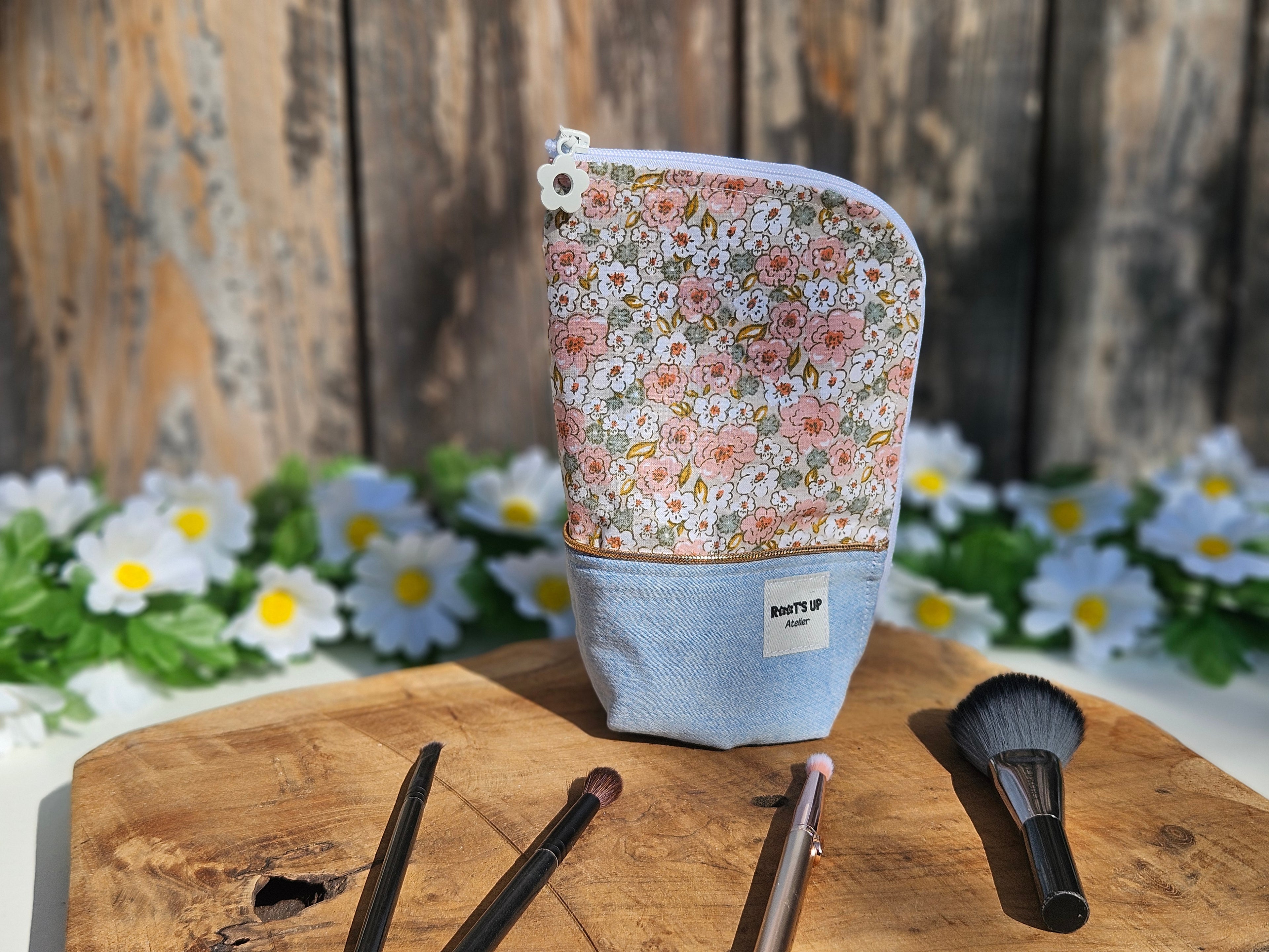 Trousse Pot Multifonction – Maquillage & Rangement