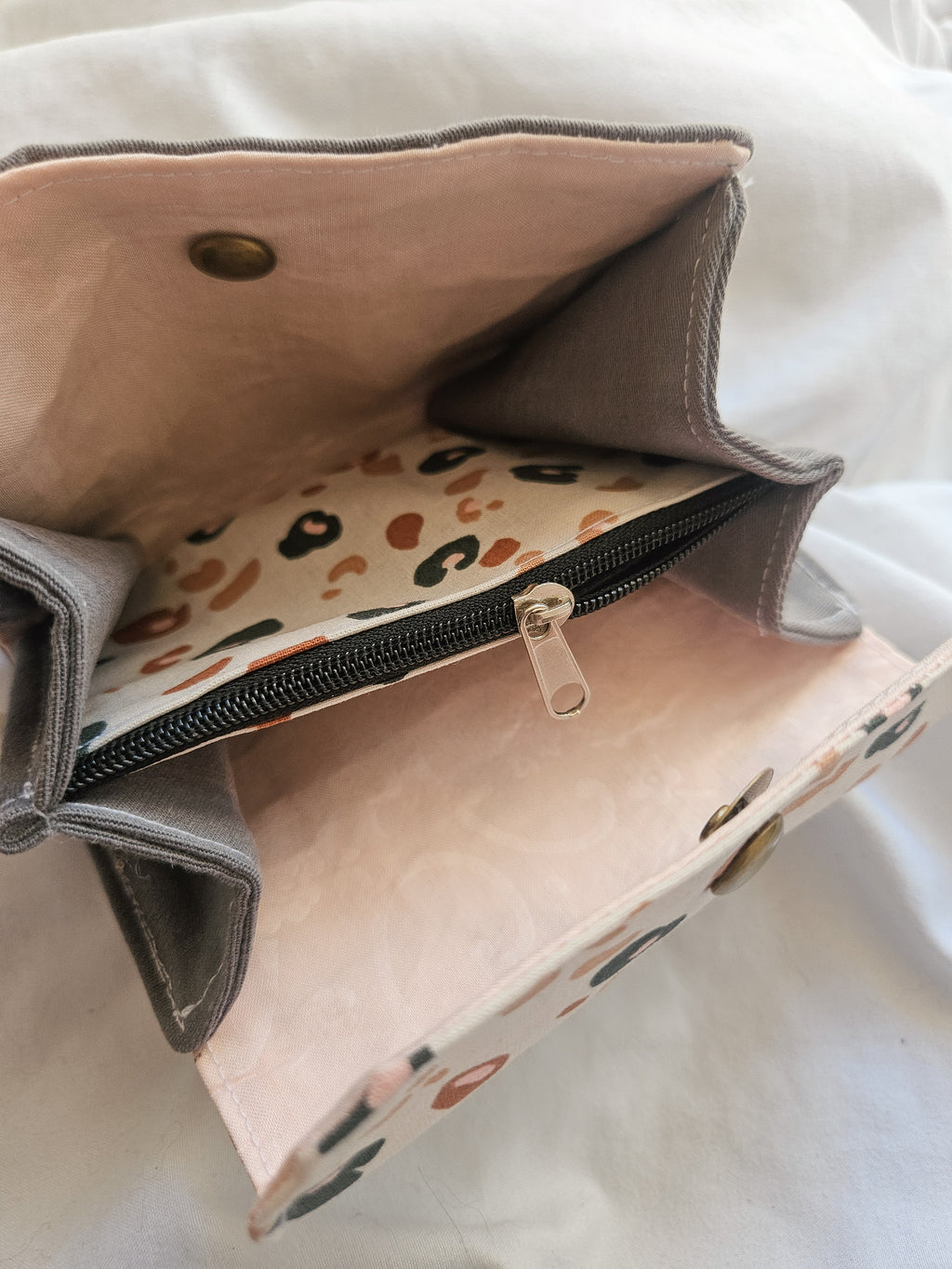 Porte-monnaie upcyclé en tissu – Cartes & pièces