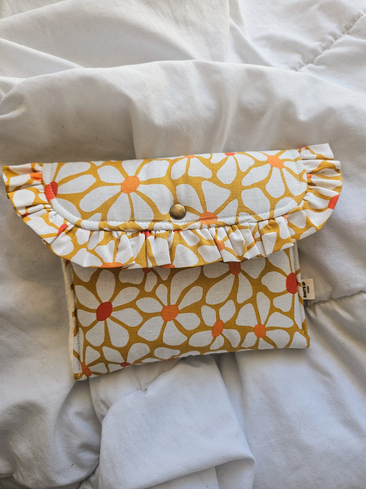 Trousse plate froufrou en tissu