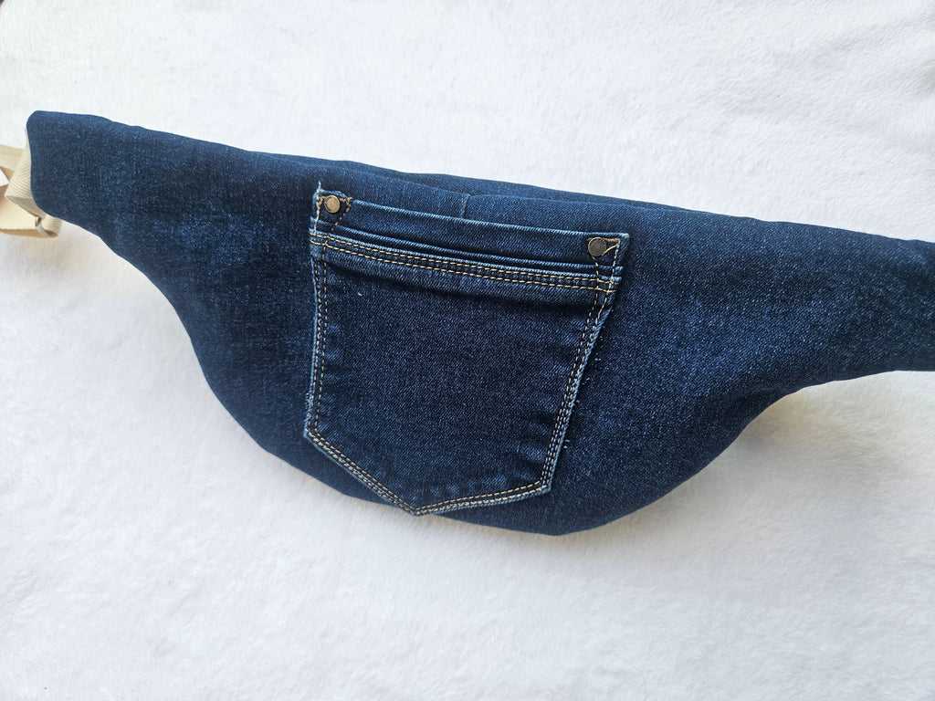 Banane Jean Bleu Foncé – Motifs