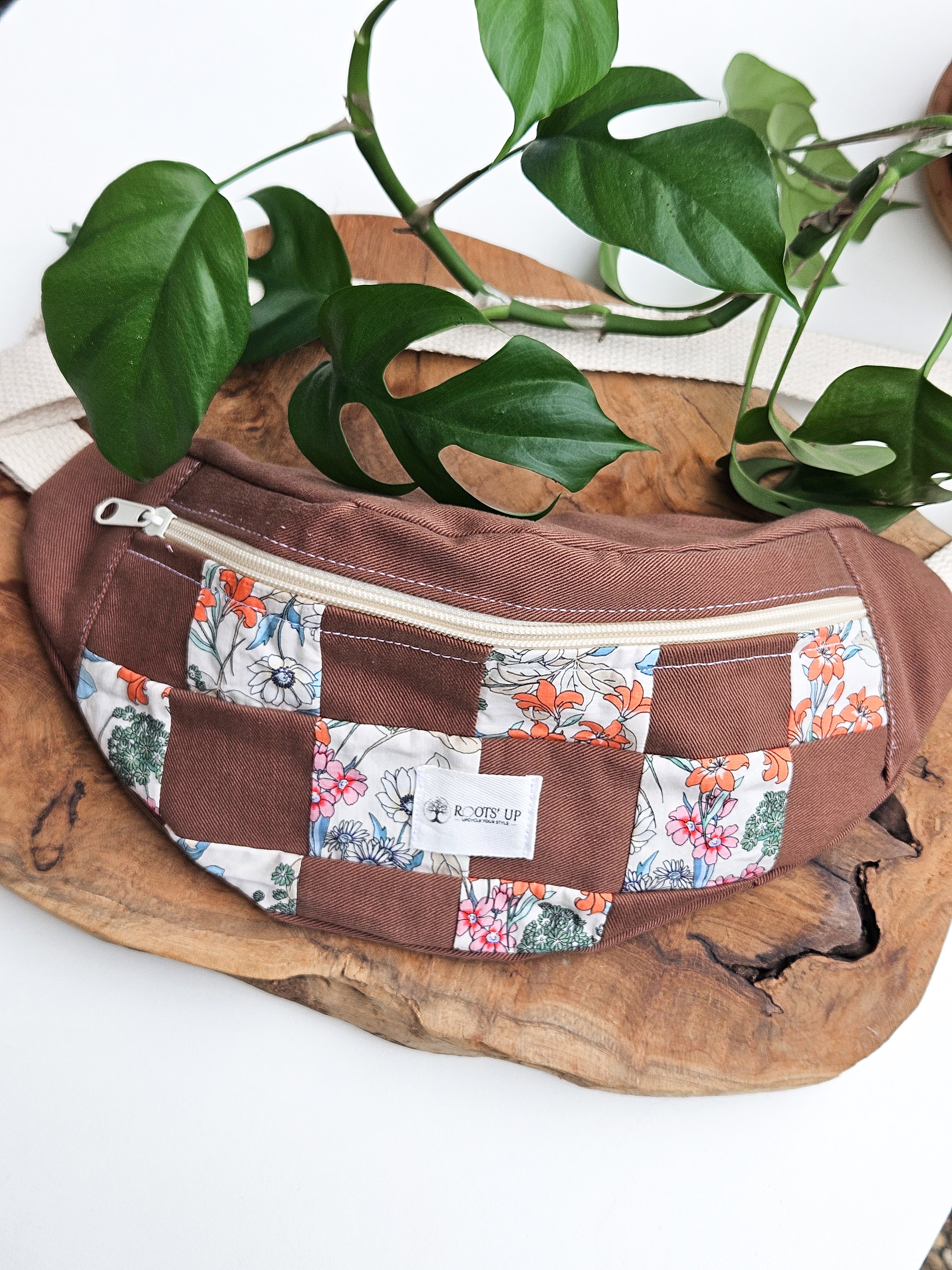 Banane damier en jean & fleuri