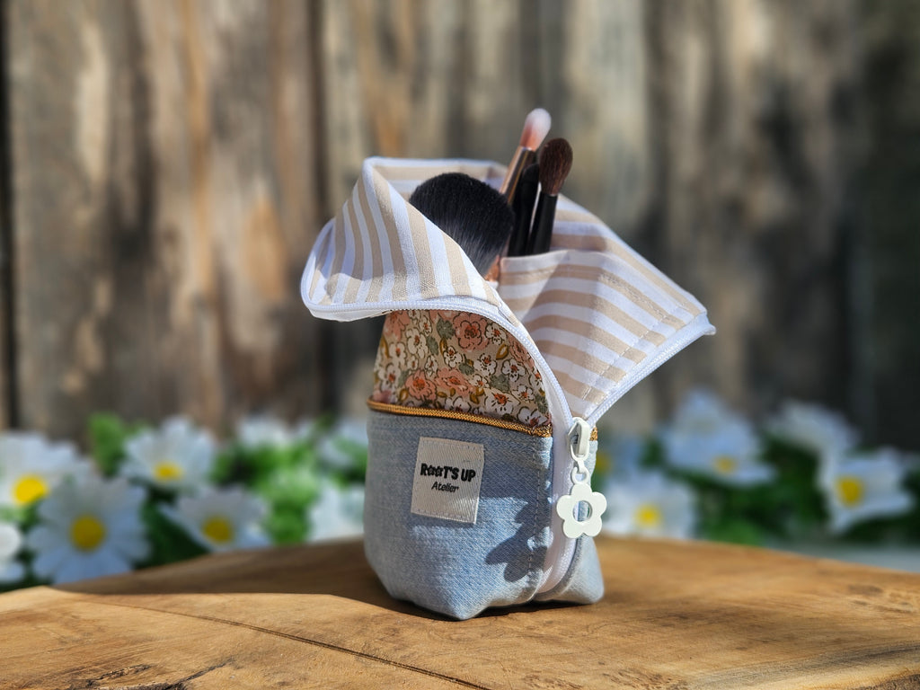 Trousse Pot Multifonction – Maquillage & Rangement