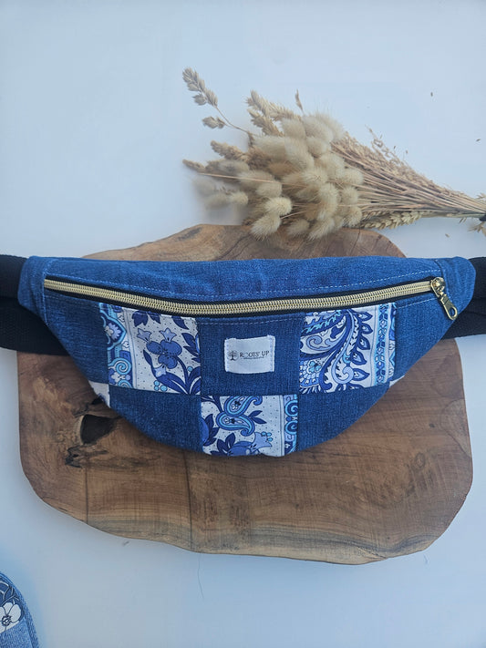 Sac banane upcyclé – Jean & tissu damier