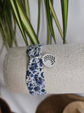 Bracelet tissu fleuri bleuté